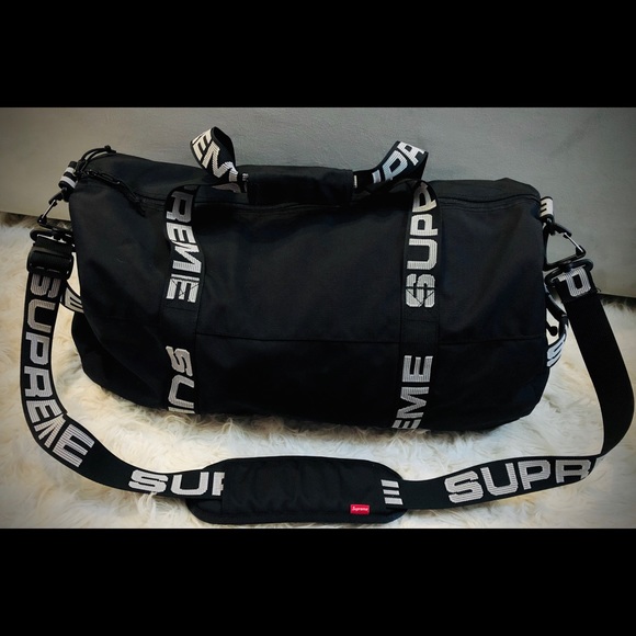 supreme large duffle bag